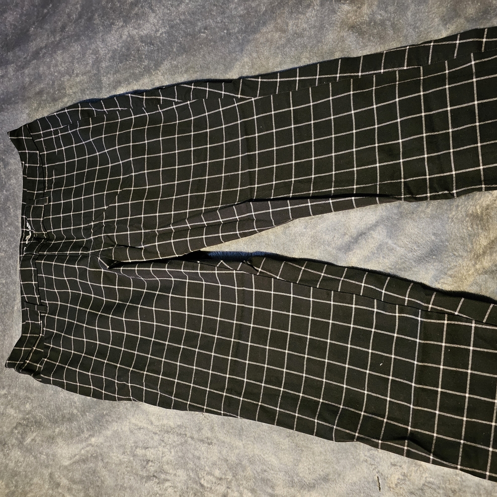 Black and White Grid Pattern Pants